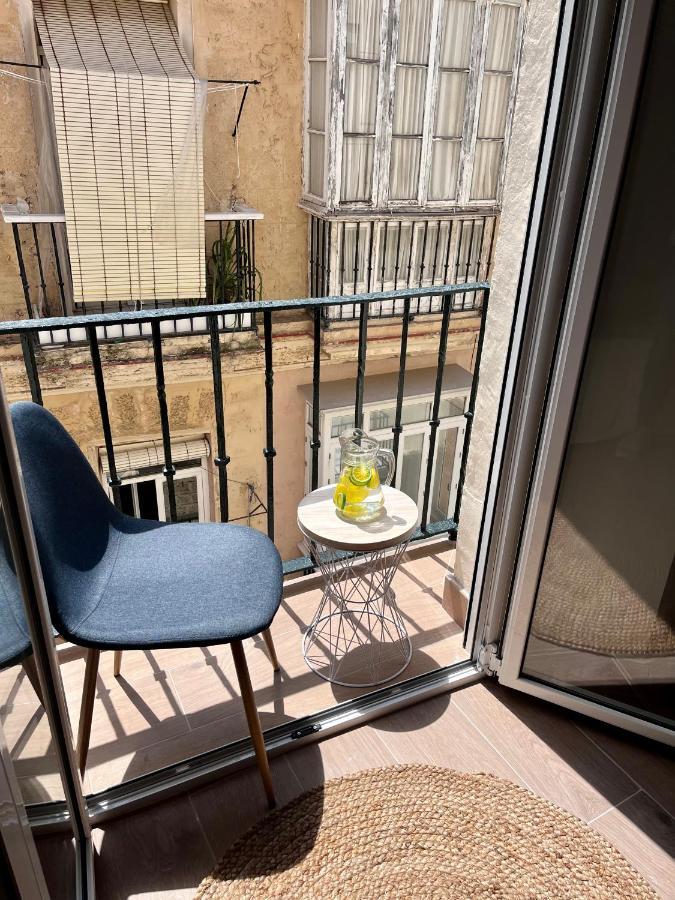Gatu Premium Villa Flamenca , Preferente Mayores De 25 Anos Y Familias 카디스 외부 사진